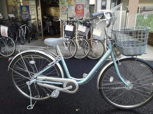 中古自転車３２７８　前後タイヤ新品！ブリヂストン　CR63BT　２６インチ　３段ギヤ　LEDオートライト　アルミフレーム　ベルトドライブ　キッキーと音がならない後輪ローラーブレーキ\n錆びにくい部品：ハンドル・リム・ドロヨケ・前かご・前ブレーキ・フレーム・スポーク・クランク・リヤキャリア・ベルト
