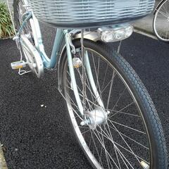 中古自転車３２７８　前後タイヤ新品！ブリヂストン　CR63BT　２６インチ　３段ギヤ　LEDオートライト　アルミフレーム　ベルトドライブ　キッキーと音がならない後輪ローラーブレーキ
錆びにくい部品：ハンドル・リム・ドロヨケ・前かご・前ブレーキ・フレーム・スポーク・クランク・リヤキャリア・ベルト