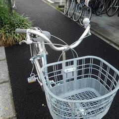 中古自転車３２７８　前後タイヤ新品！ブリヂストン　CR63BT　２６インチ　３段ギヤ　LEDオートライト　アルミフレーム　ベルトドライブ　キッキーと音がならない後輪ローラーブレーキ
錆びにくい部品：ハンドル・リム・ドロヨケ・前かご・前ブレーキ・フレーム・スポーク・クランク・リヤキャリア・ベルト 中古自転車3278 前後タイヤ新品！ブリヂストン CR63BT 26インチ