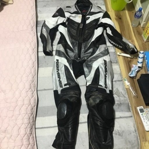 ★値下げしました★  KONAMI皮ツナギ