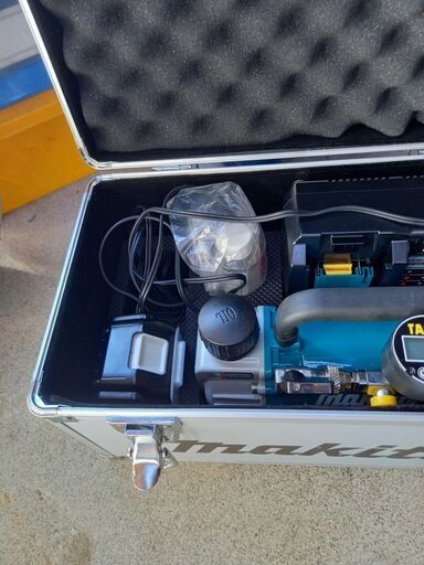 ‼️マキタ真空ポンプ未使用に近い‼️