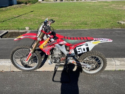 CRF250Rインジェクション .ナンバー取得済