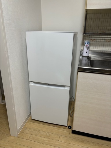 【美品】2022年製　ハイアール　冷蔵庫