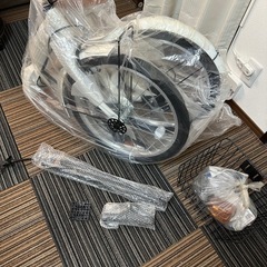 【新品】折畳み自転車 20インチ 軽量  6段変速 ワイヤーロック、ライト、カゴ、空気　入れ付き