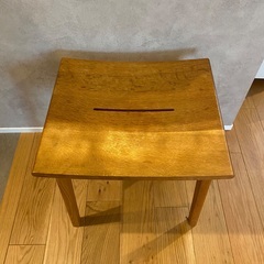 飛騨産業 森のことば スツール