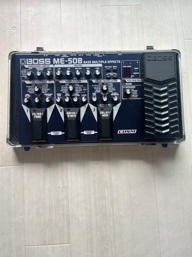 【ベースマルチエフェクター】BOSS ME-50B アタッシュケース付き 【生産終了品】