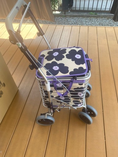 シルバーカー　ほぼ未使用　　親へのプレゼントに最適