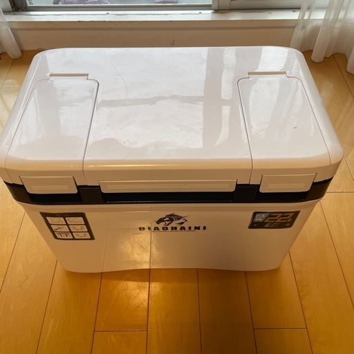 クーラーボックス22L