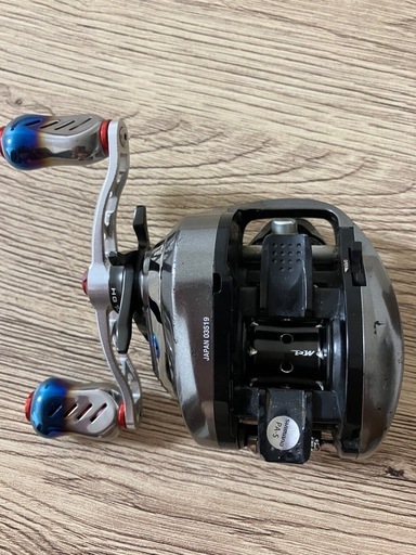 16 アンタレスDC HG 右ハンドル