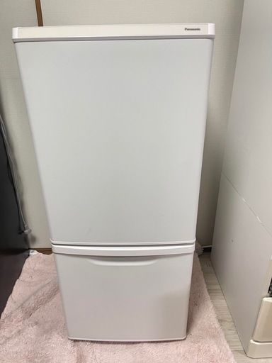 配送可能　2023年 パナソニック 冷蔵庫 幅48cm 138L 右開き NR-B14HW-W マットバニラホワイト 2ドア 自動霜取り 大きめ冷凍室 LED照明