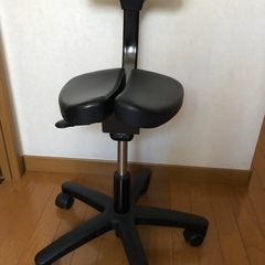 アーユルチェアの中古が安い！激安で譲ります・無料であげます｜ジモティー 
