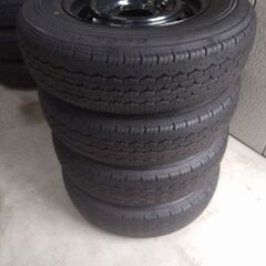 ハイエース新車外し 195/80R15ブリヂストンサマータイヤ