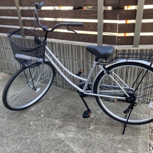 新品 26インチ シルバー自転車