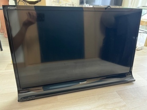 SHARP AQUOS 32型　液晶テレビ