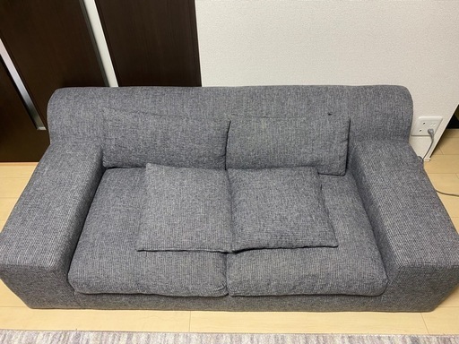 【値下げ】LOWYA 2人掛けソファー【お問い合わせ有】