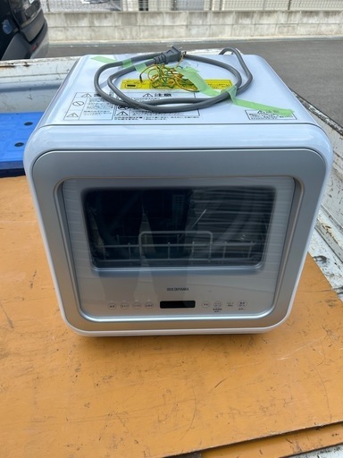 アイリスオーヤマ　食器洗い乾燥機　　KISHT-5000-W 2020年製