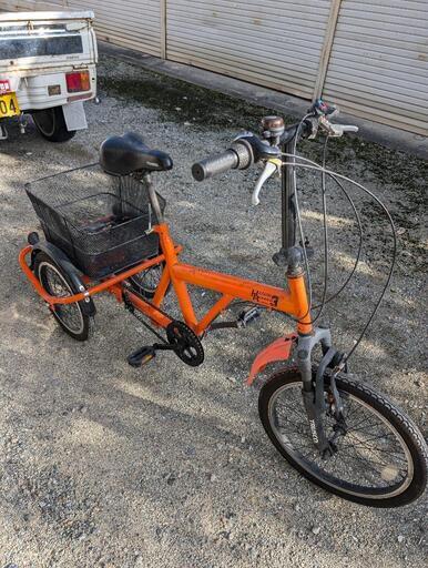 スイング機能付き可愛い大人用三輪車(*´꒳`*)