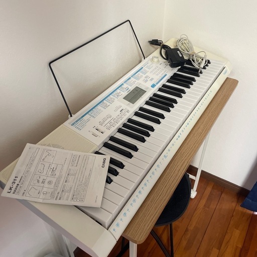 カシオ　電子ピアノ　LK-311