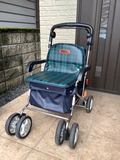 シルバーカー　手押し車