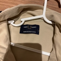 フレッドペリー　トラックジャケット　ベージュカラー