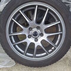 215/50R18スタッドレスタイヤ4本