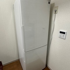 【譲り先決定済み】SHARP 冷蔵庫　271L   2018年製