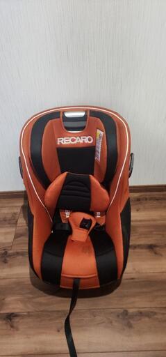レカロチャイルドシート
