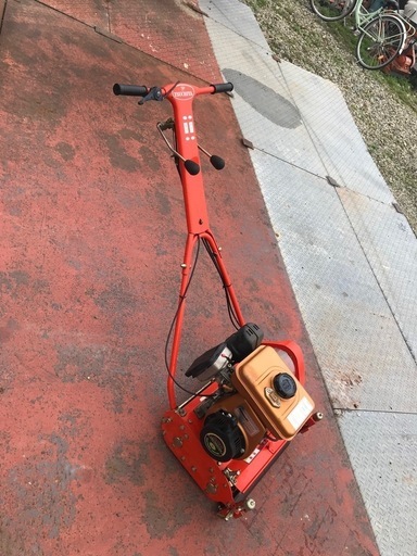 芝刈り機　動作品