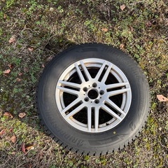 【値下げ】ブリヂストン　スタッドレス　235/65R17 2023年39週製造　ホイール付　ベンツRクラス