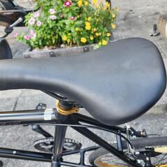 ミニベロ自転車　２０インチ　美品　７変速　黒　配達可能