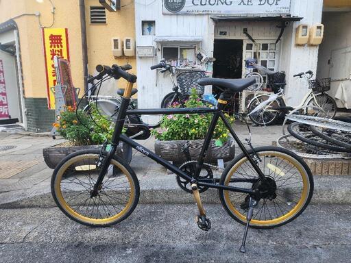 ミニベロ自転車　２０インチ　美品　７変速　黒　配達可能