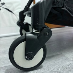 横浜駅桜木町駅根岸駅 機内持ち込み可折り畳みベビーカー Babyzen yoyo
