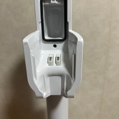 shark コードレスクリーナー 掃除機　バッテリー2個付属