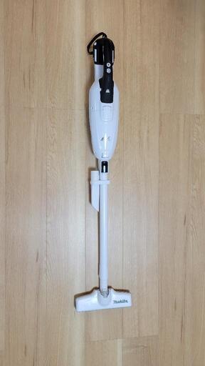 マキタ　掃除機　18v cl282FD 本体