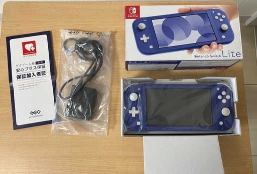 Nintendo Switch Lite ブルー　欲しければダウロード版付き