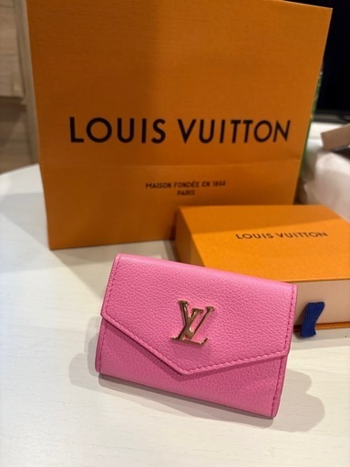 【期間限定】VUITTON 財布　本物