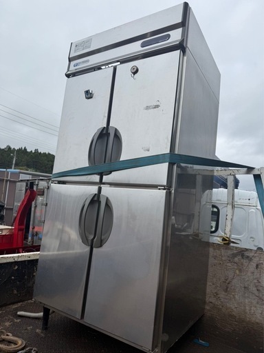 業務用　縦型冷凍庫100V
