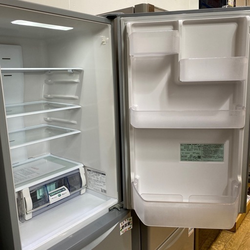 2010年製SANYOノンフロン冷凍冷蔵庫 ET133A⭐️SANYOノンフロン冷凍冷蔵庫⭐️