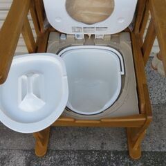 未使用　長期保管品　アロン化成　家具調トイレ自立１型　暖房・快適脱臭　介護用品　災害時にも・・・