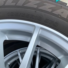 2022年製　スタッドレス195/55R16 ワーゲン　