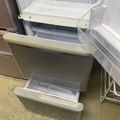 リサイクルショップどりーむ荒田店 No13458 冷蔵庫　大き目　　３５０L　シャープ　２０１８年製　動作確認OK♪　ドアパッキン取れない汚れあり(´;ω;｀)