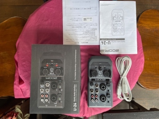 ZOOM  U-24  インタフェース