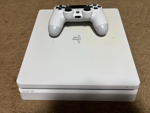 【値引き対応あり】 PS4本体【500GB】グレイシャーホワイト