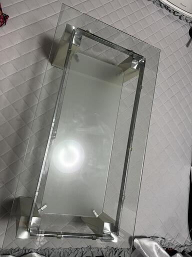 ガラステーブル