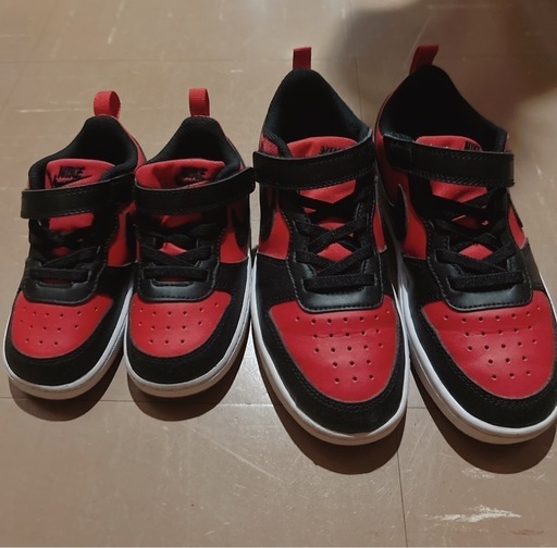 美品　Kidsお揃いNIKE COURT BOROUGH LOW
