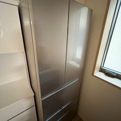 傷なしほぼ新品 東芝冷蔵庫462L