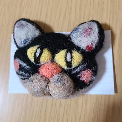 猫ちゃんブローチ　羊毛フェルト　ハンドメイド