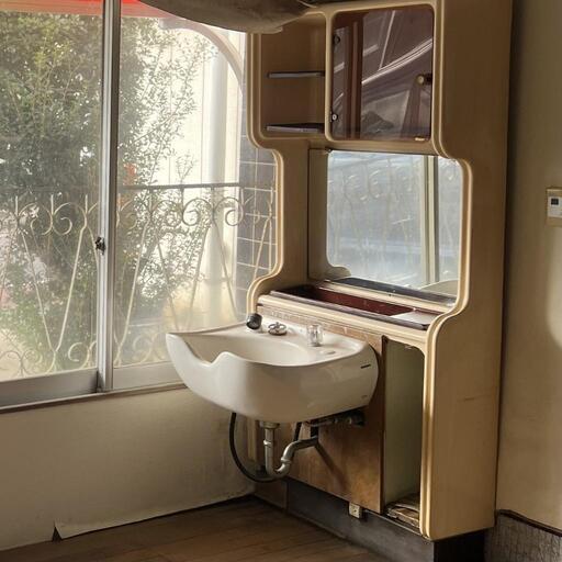 シャンプー台、シャンプーボール他鏡などまとめてセットで