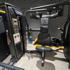 a1007608 チェストプレス トレーニングマシン ジム フィットネス