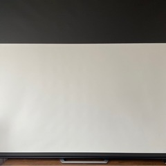 100インチ電動スクリーン